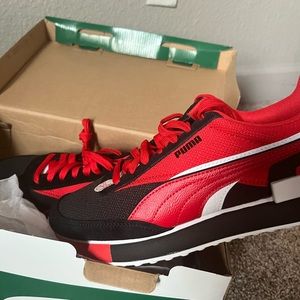 Men’s Puma Shoe never worn